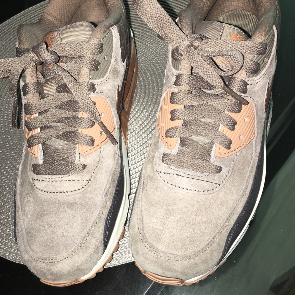 Worn once- Nike air max